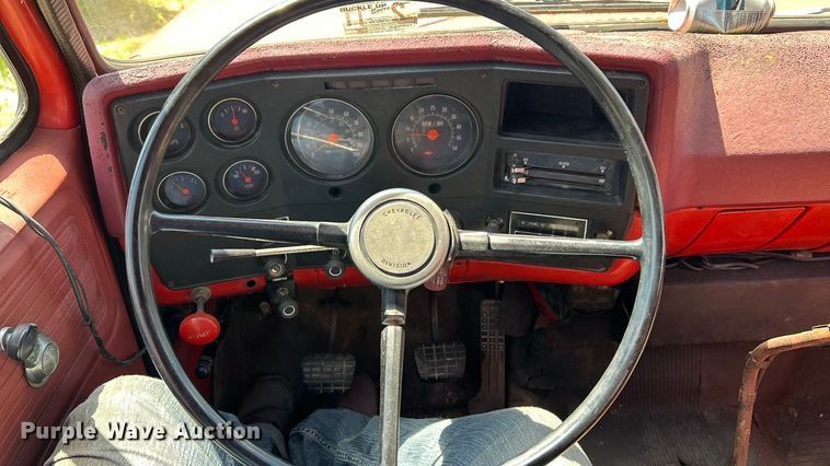 image for item EK8407 1977 Chevrolet C65 grain truck