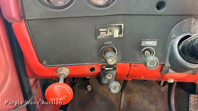 image for item EK8407 1977 Chevrolet C65 grain truck