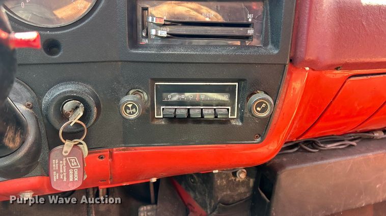 image for item EK8407 1977 Chevrolet C65 grain truck