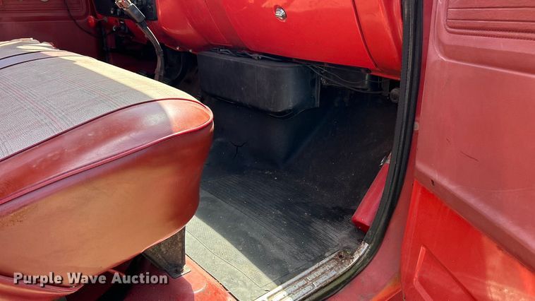 image for item EK8407 1977 Chevrolet C65 grain truck