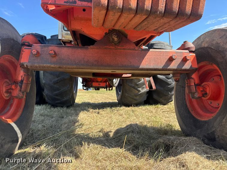 image for item EM8317 1979 Case 2390 Tractor