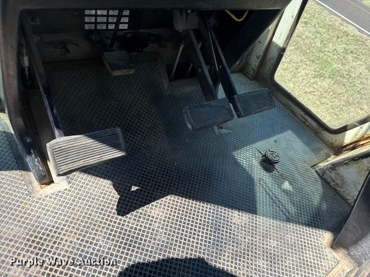 image for item EM8317 1979 Case 2390 Tractor