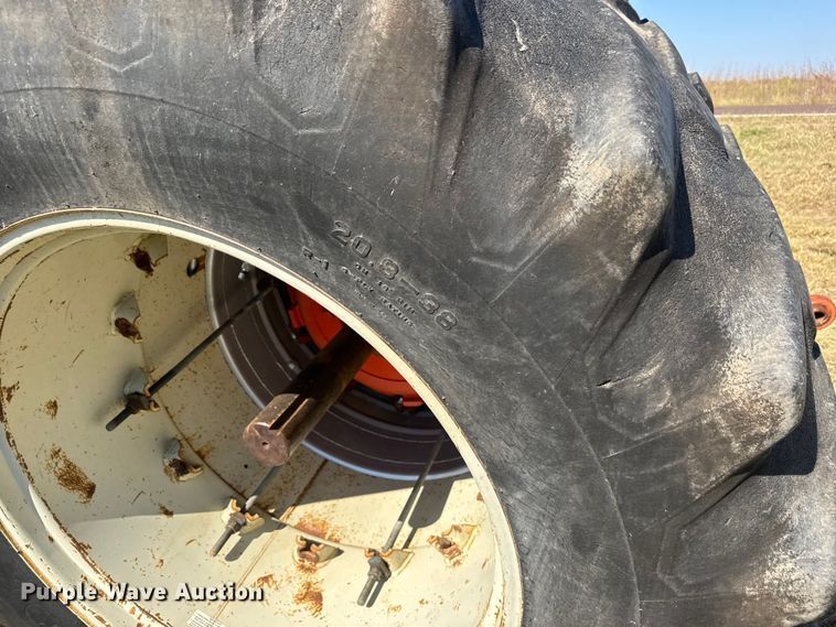 image for item EM8317 1979 Case 2390 Tractor