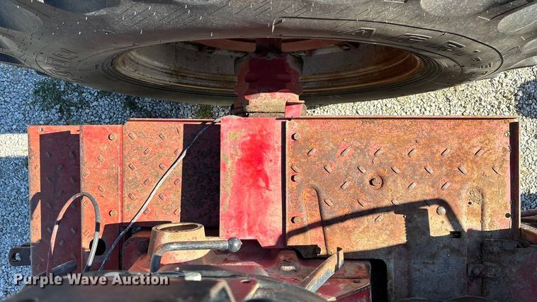 image for item EN5656 1965 International Harvester 806  tractor