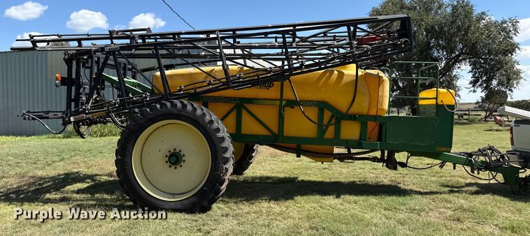 image for item EP0682 Redball 680 sprayer