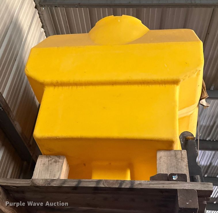 image for item EP0682 Redball 680 sprayer