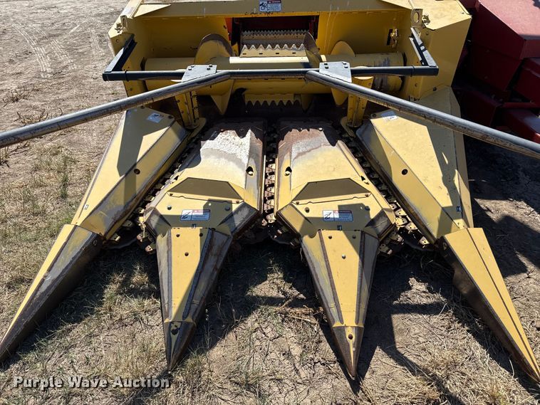 image for item EP0693 New Holland 900 forage harvester