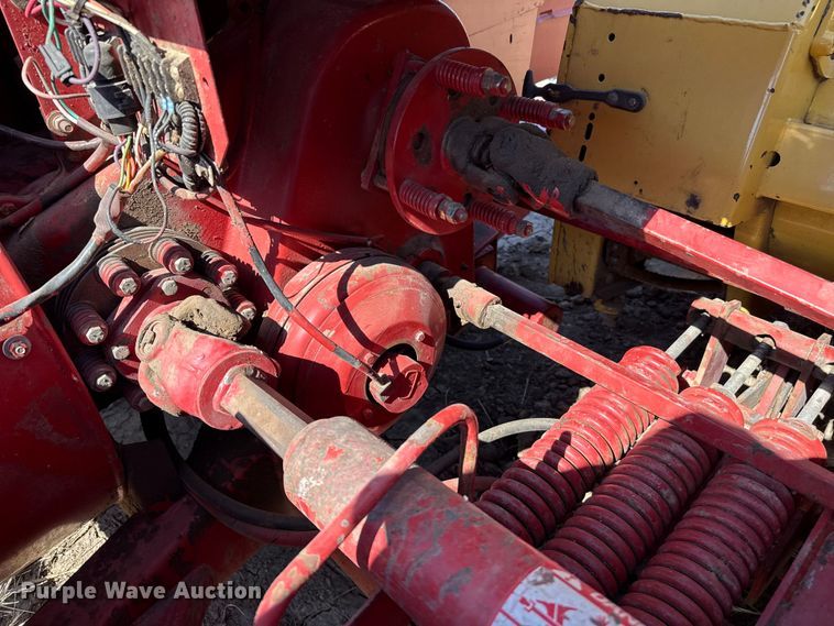 image for item EP0693 New Holland 900 forage harvester