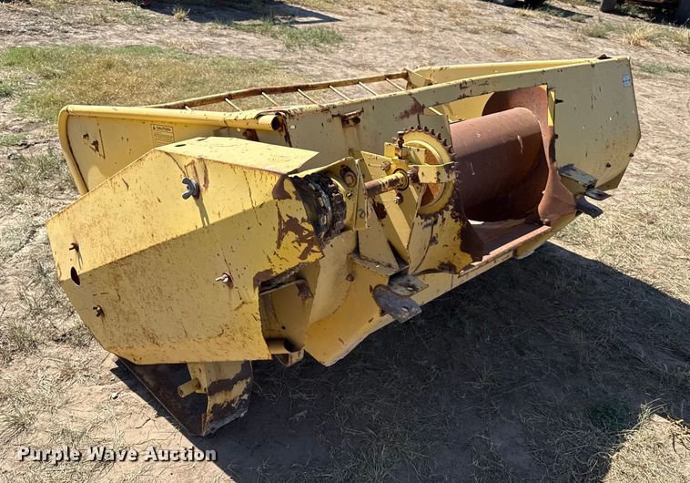 image for item EP0693 New Holland 900 forage harvester