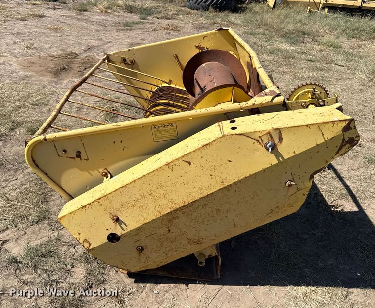 image for item EP0693 New Holland 900 forage harvester