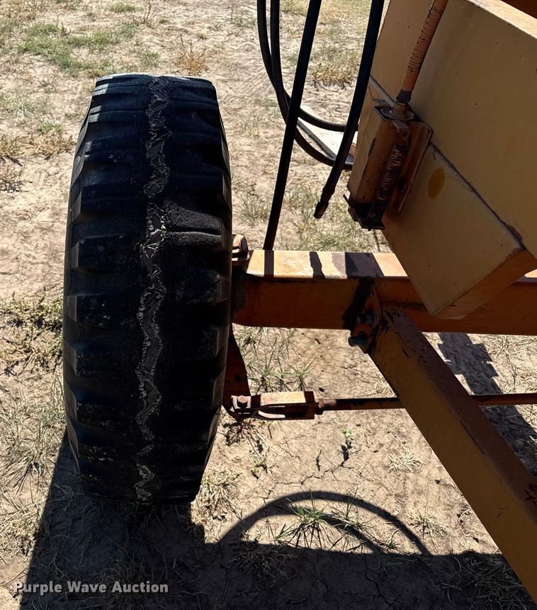 image for item EP0694 Richardton 1400 silage dump wagon