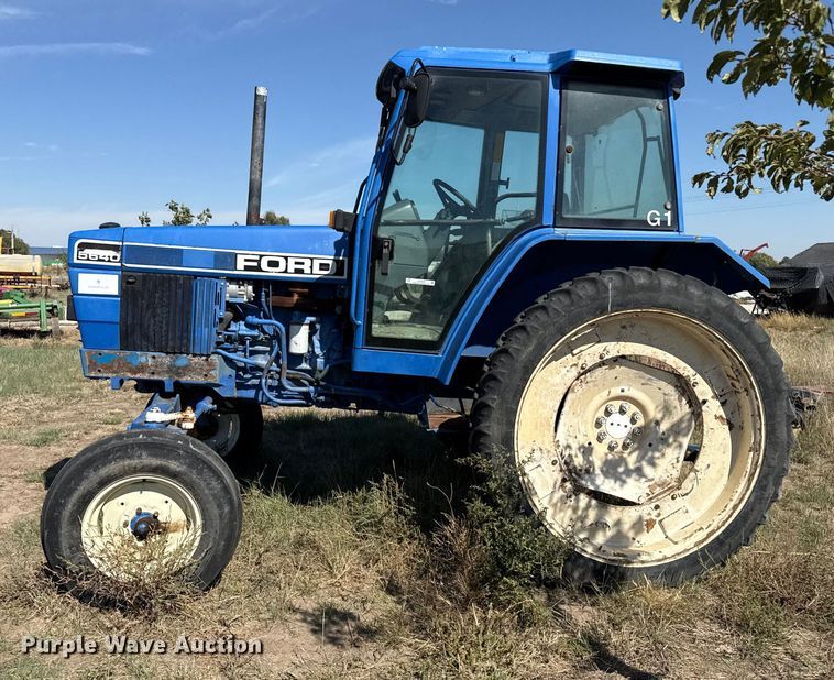 image for item EP0699 Ford 5640 tractor