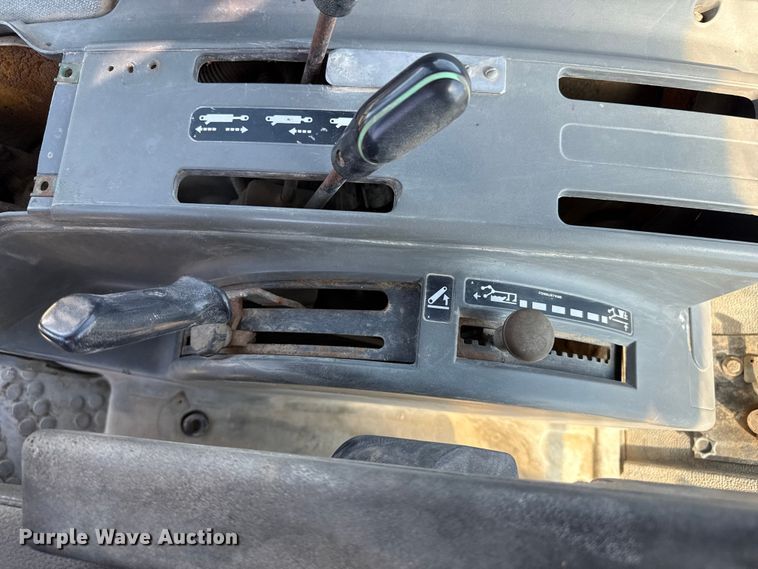 image for item EP0699 Ford 5640 tractor