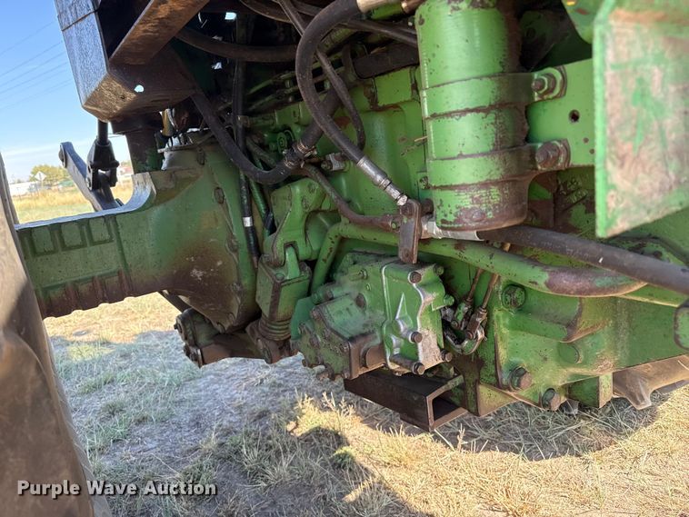 image for item EP0701 1981 John Deere 4840 tractor