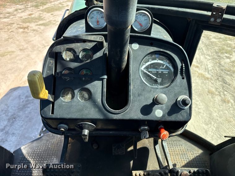 image for item EP0701 1981 John Deere 4840 tractor