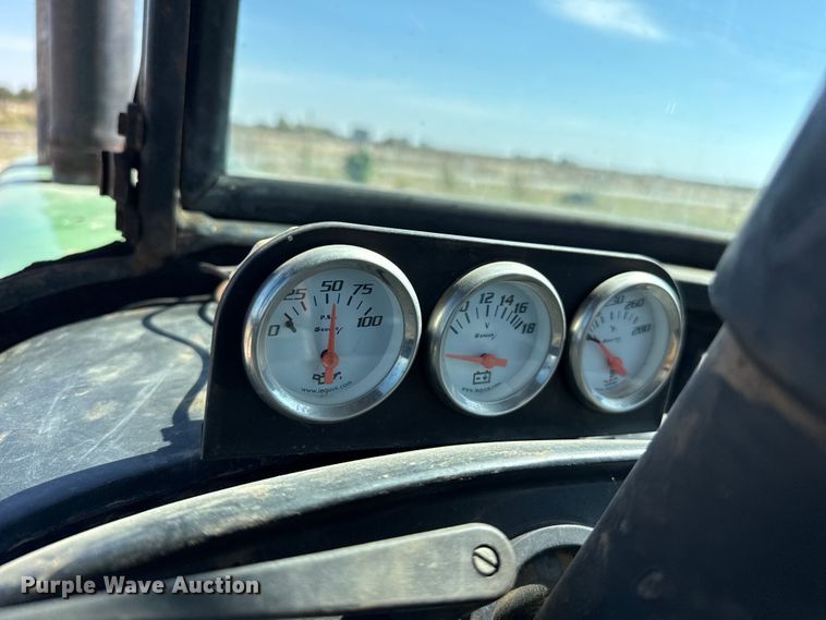 image for item EP0701 1981 John Deere 4840 tractor