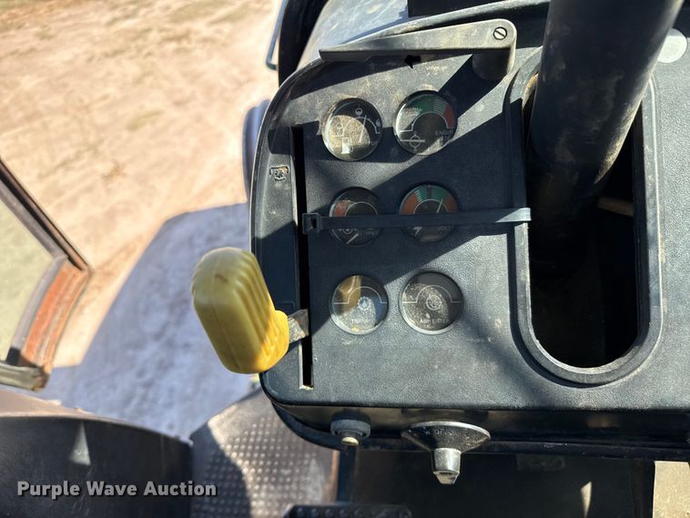 image for item EP0701 1981 John Deere 4840 tractor