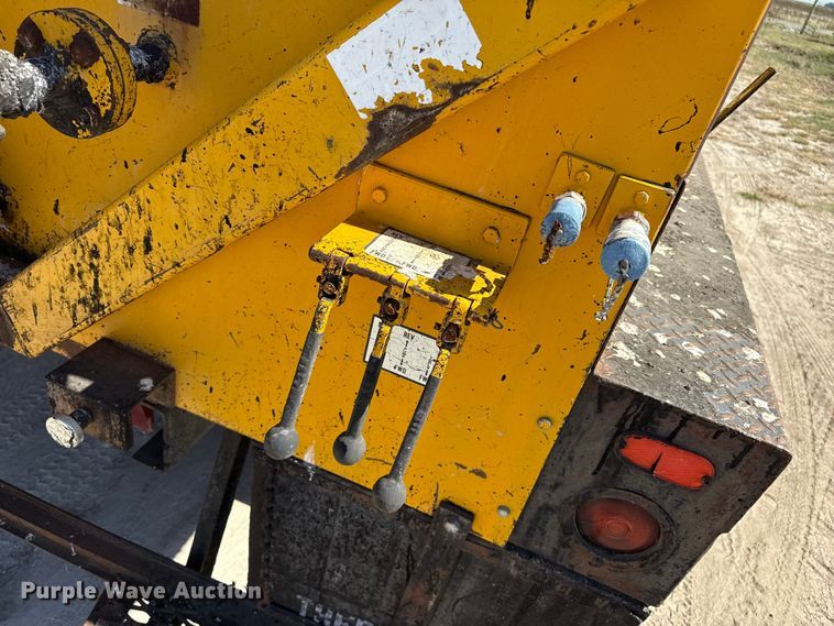 image for item EP0702 1982 Ford LN700 pothole patcher truck