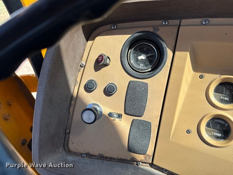 image for item EP0702 1982 Ford LN700 pothole patcher truck