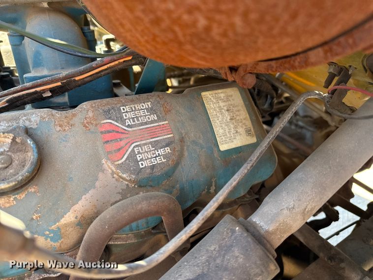 image for item EP0702 1982 Ford LN700 pothole patcher truck