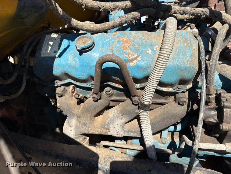 image for item EP0702 1982 Ford LN700 pothole patcher truck