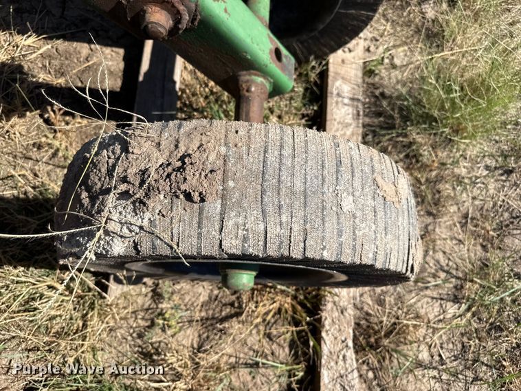 image for item EP0703 John Deere 1518 rotary mower