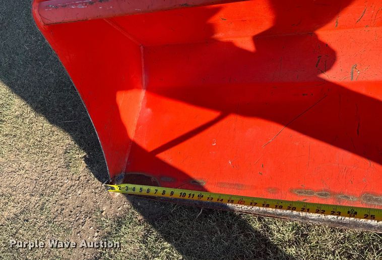 image for item ER2497 2008 Kubota BX2660 MFWD tractor