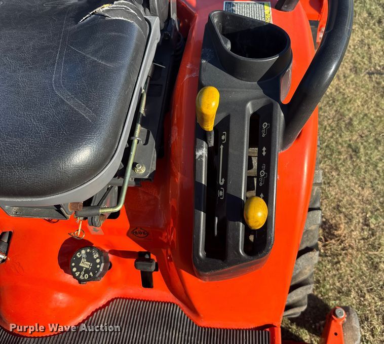 image for item ER2497 2008 Kubota BX2660 MFWD tractor