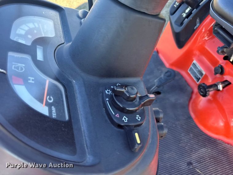 image for item ER2497 2008 Kubota BX2660 MFWD tractor