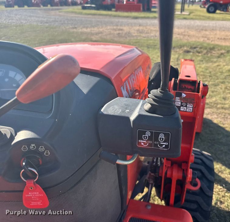 image for item ER2497 2008 Kubota BX2660 MFWD tractor