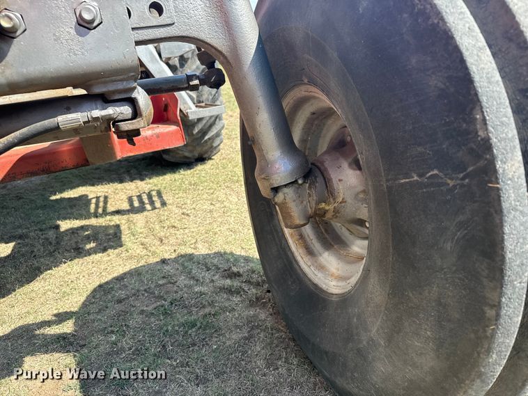 image for item ER2499 1978 Massey Ferguson 2705 tractor