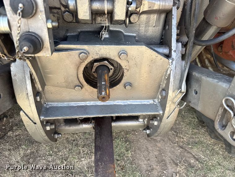 image for item ER2499 1978 Massey Ferguson 2705 tractor