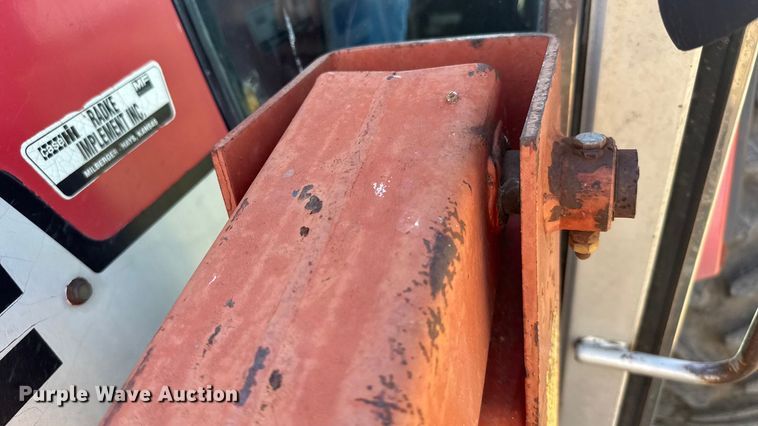 image for item ER2499 1978 Massey Ferguson 2705 tractor