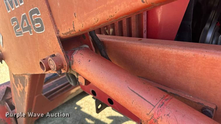 image for item ER2499 1978 Massey Ferguson 2705 tractor