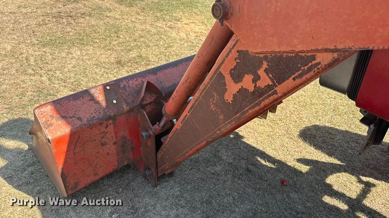 image for item ER2499 1978 Massey Ferguson 2705 tractor