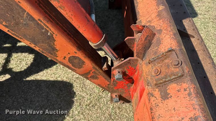 image for item ER2499 1978 Massey Ferguson 2705 tractor