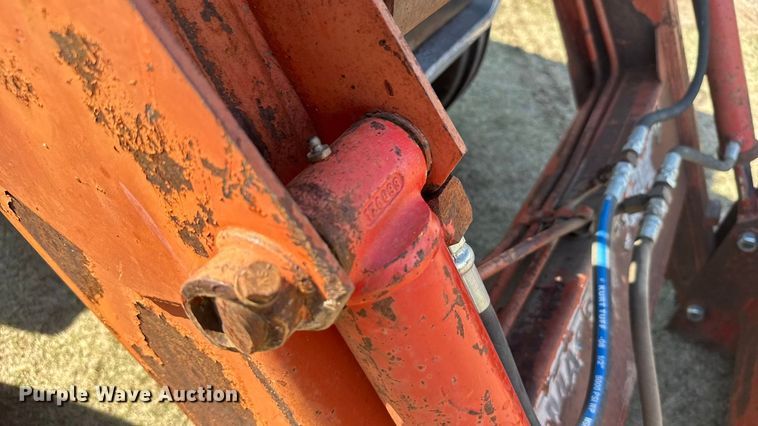 image for item ER2499 1978 Massey Ferguson 2705 tractor