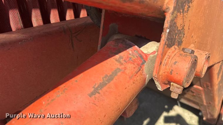 image for item ER2499 1978 Massey Ferguson 2705 tractor