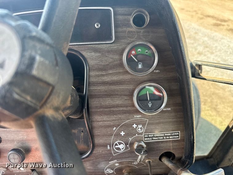 image for item ER2499 1978 Massey Ferguson 2705 tractor