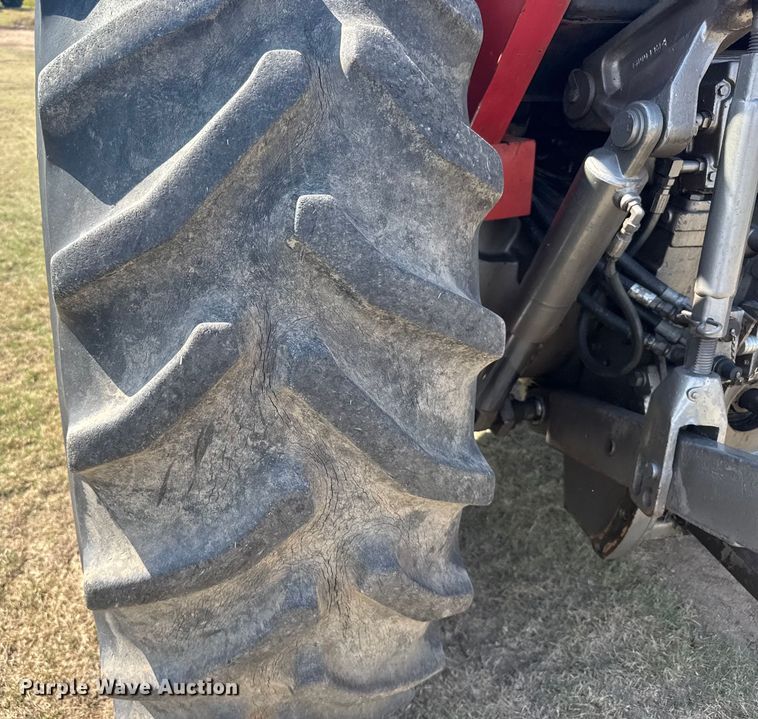 image for item ER2499 1978 Massey Ferguson 2705 tractor