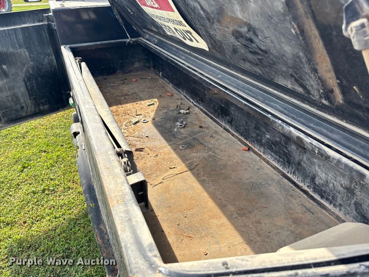 image for item ET4604 2016 Ford F250 Super Duty Crew Cab flatbed pickup truck