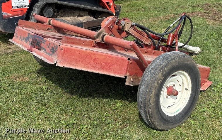 image for item ET4605 International Harvester rotary mower