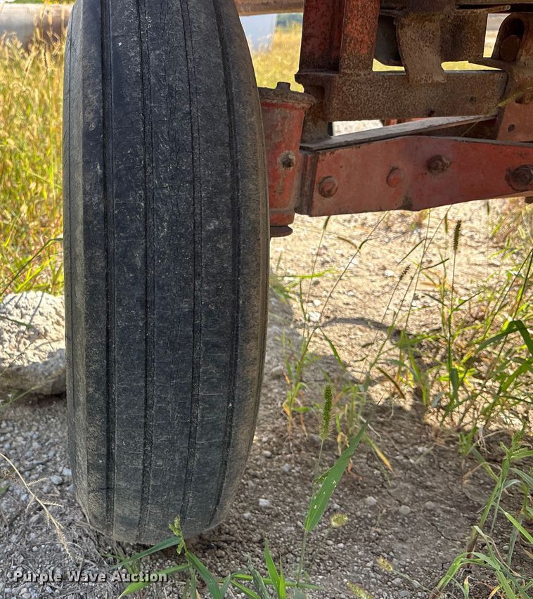 image for item ET4610 McCormick dump trailer