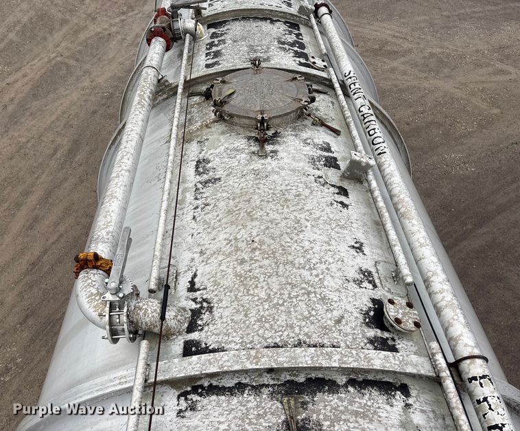 image for item ET4662 1996 Beall BAPS-180-4 pneumatic dry bulk trailer