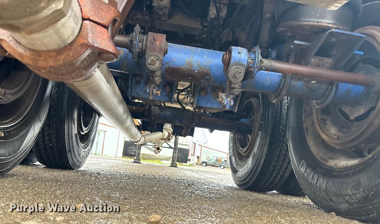 image for item ET4662 1996 Beall BAPS-180-4 pneumatic dry bulk trailer