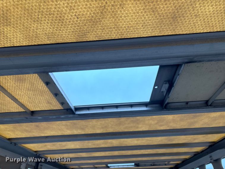 image for item ET4664 2012 Wilson PSDCL-402 livestock trailer