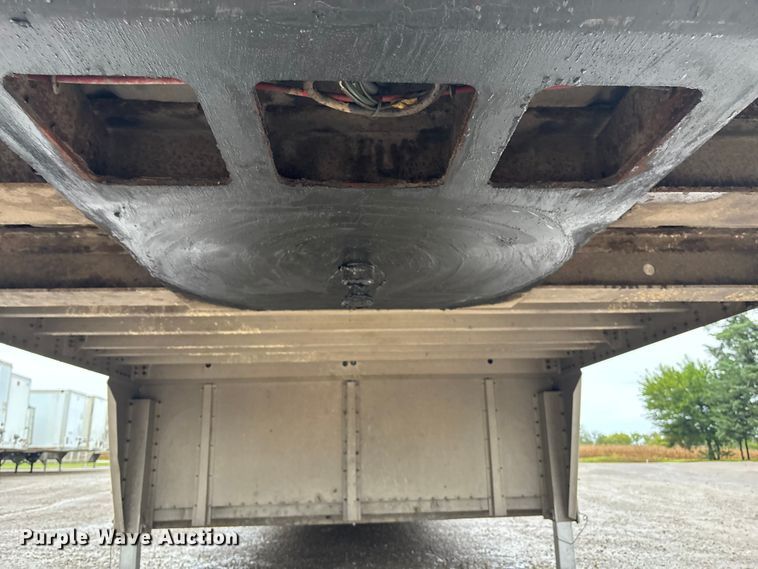 image for item ET4664 2012 Wilson PSDCL-402 livestock trailer