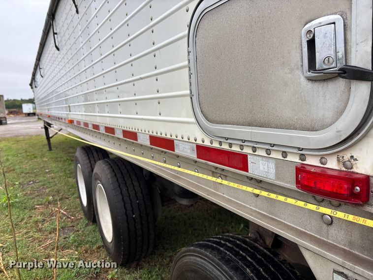 image for item ET4665 2011 Wilson DWBT-600 live bottom trailer