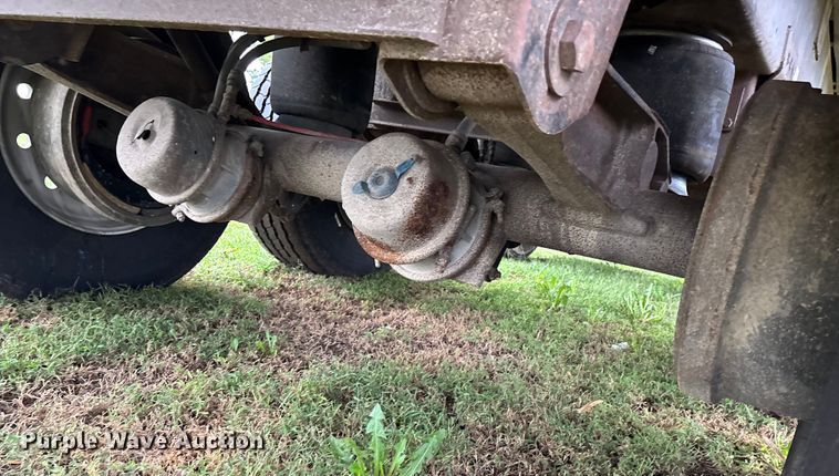 image for item ET4665 2011 Wilson DWBT-600 live bottom trailer