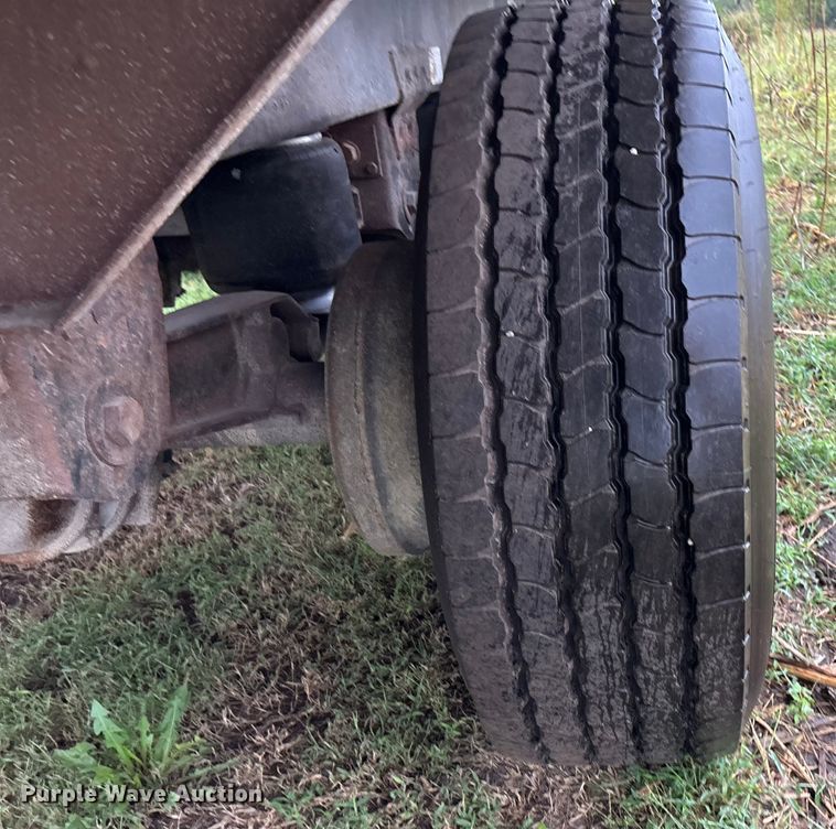 image for item ET4665 2011 Wilson DWBT-600 live bottom trailer